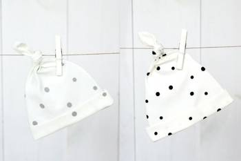 Sleepee Czapeczka Krasnal 2szt Czarne Kropki / Szare Kropki 0-2 miesiące